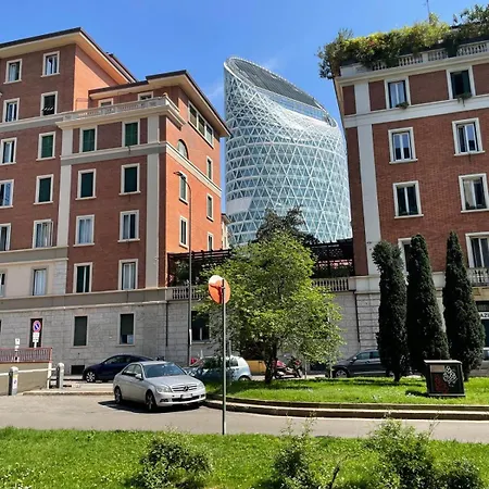 Regina By The Blue Twins Daire Milano